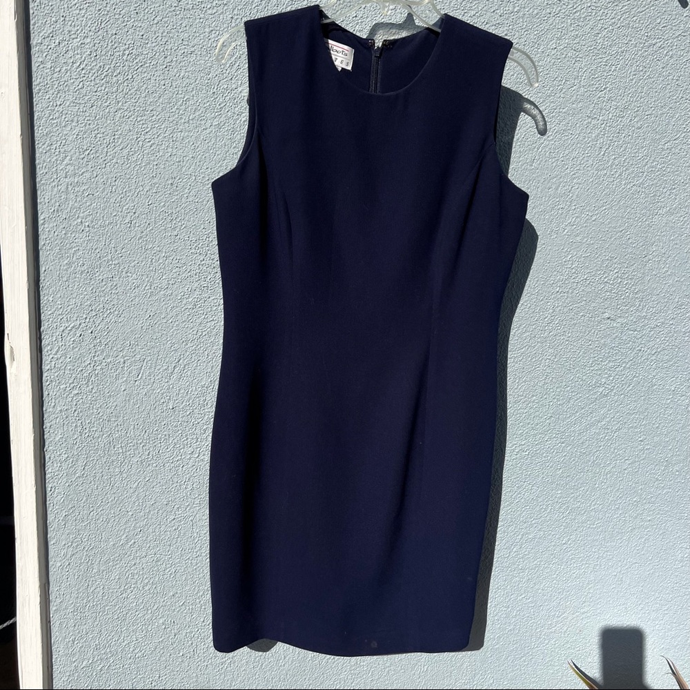 Talbots size 10 petite navy sleeveless  dressed.